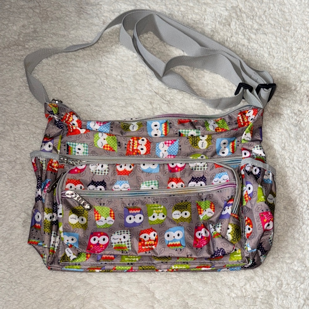 NWOT UO Rainbow Owl Print Crossbody Adjustable Bag